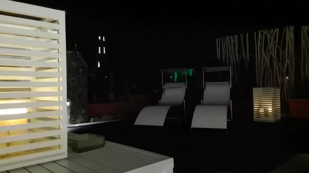 特罗斯托里科莱切住宿加早餐酒店 外观 照片
